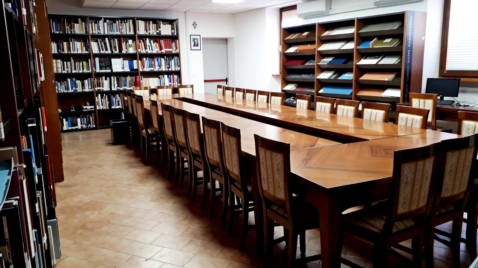 Biblioteca_Sala riunioni da 30 posti